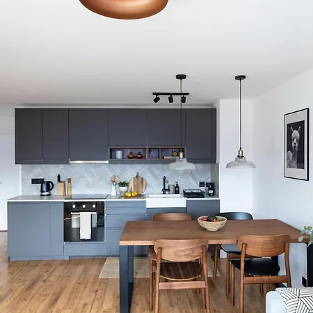 La Ruinette - Modern 1 Bed, 3 Mins From Cable Car Apartment Verbier